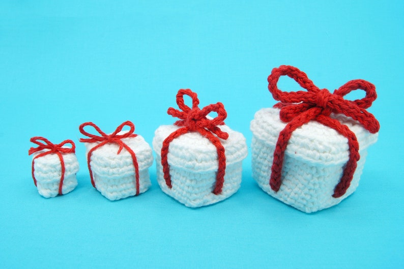 Crocheted Present Gift Box PDF and Video Crochet Pattern Tutorial image 9