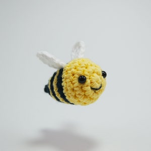 Bumble Bee Crocheted Amigurumi PDF Pattern Bundle image 3
