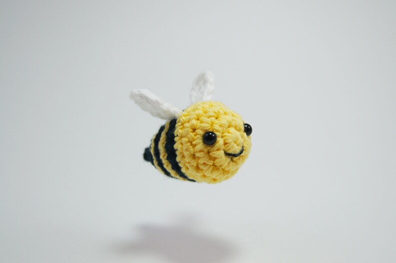 Bumble Bee Crocheted Amigurumi PDF Pattern Bundle image 3