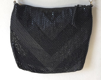 Vintage Whiting And Davis Black Metal Mesh Purse