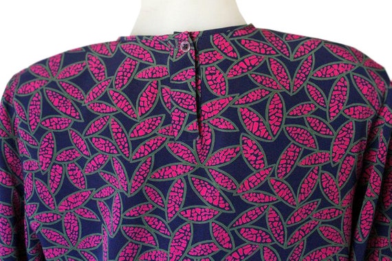 Vintage Floral Silk Blouse with Shoulder Pads - image 3