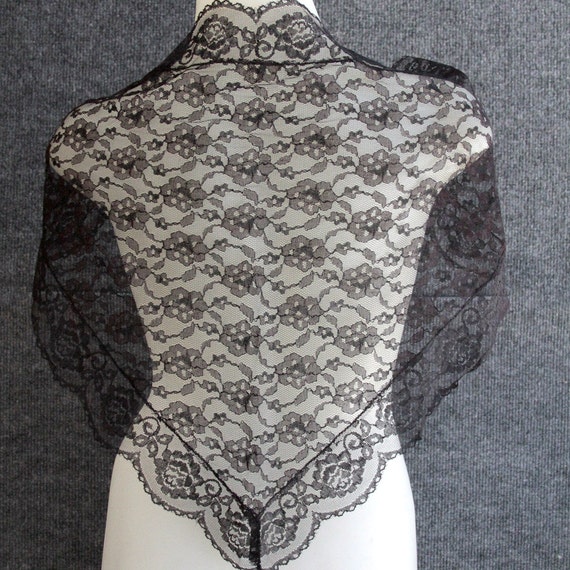 Vintage Black Floral Lace Triangle Scarf Shawl - image 5