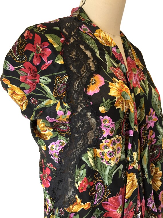 Vintage Vanity Fair Floral Long Robe - NOS - image 9