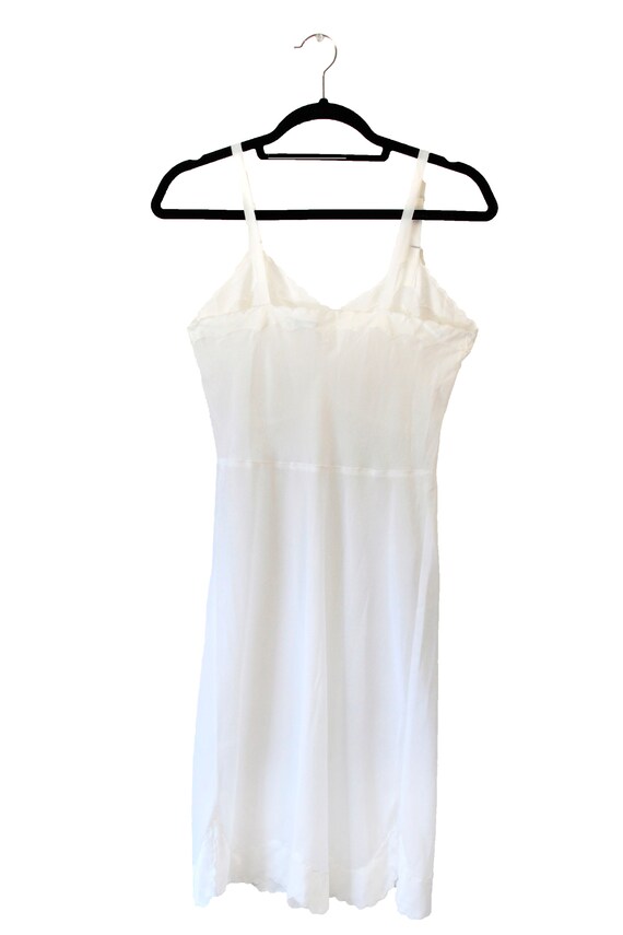 White Vintage Slip - image 2