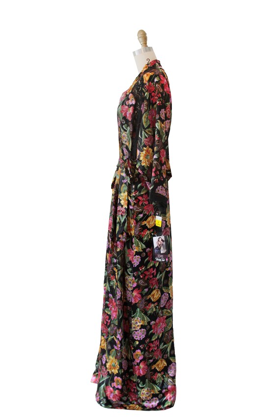 Vintage Vanity Fair Floral Long Robe - NOS - image 2