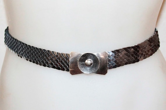 Silver Vintage Metal Belt With Bow Buckle - image 1