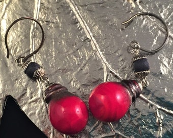 Lampwork pomegranate earrings, lampwork earrings, artisan earrings, red earrings, hand made earrings, hand beaded earrings, mothers day gift