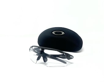 Oakley Sport Sunglasses / Photochromic Lens OO9208 / Black Frame Adaptive Lens / Cycling sunglasses