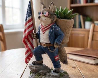 Patriotic Coyote Desktop Sculpture, Hand-Painted Freedom Figurine, 3D Printed Americana Desk Decor