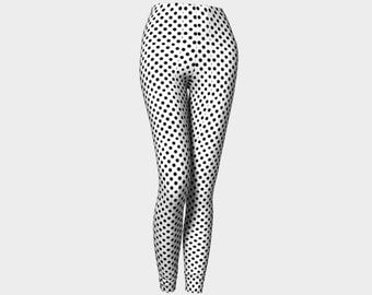 Leggings estampados de lunares: tejido de alto rendimiento que se ajusta al cuerpo, fabricados en Canadá.