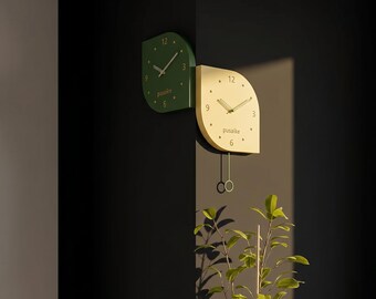 Leaf Shape Corner Clock | Double-Sided Green Yellow Metal (12 Inch)