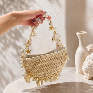 Handgemaakte boho schelp kralen raffia tas, strandtas stro, schoudertas parelketting, vakantie zomer handtas, kust boho-clutch