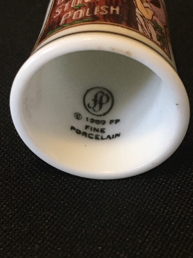 Dixon\u2019s Stove Polish 1980 Franklin Mint Porcelain Country Store Thimble-Bone China