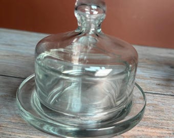 Glass Butter Dish with Domed Lid – Mid-Century Elegant Serveware