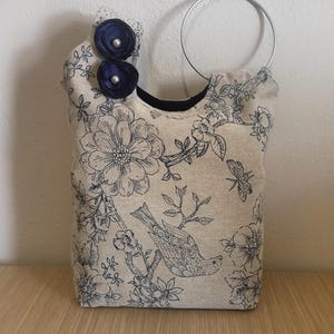 Beige Floral Japanischer Knoten Taschen Variation mit Silber Ring Griff | Marine Vogel Muster Einkaufstasche | Handtasche aus Canvas | Handgefertigte Armband