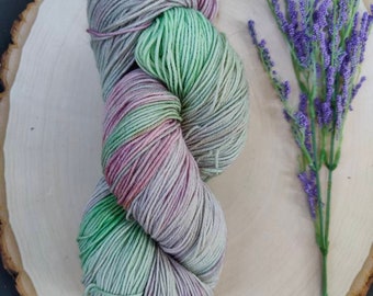 Sock weight yarn, Merino wool, hand dyed, superwash, Dried Clematis, 463 yards, Free shipping!