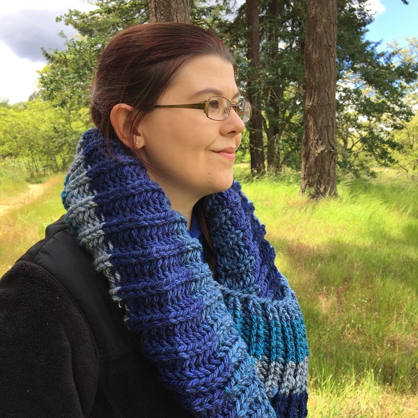 Bulky Cowl, hand knitted, Lady Grey