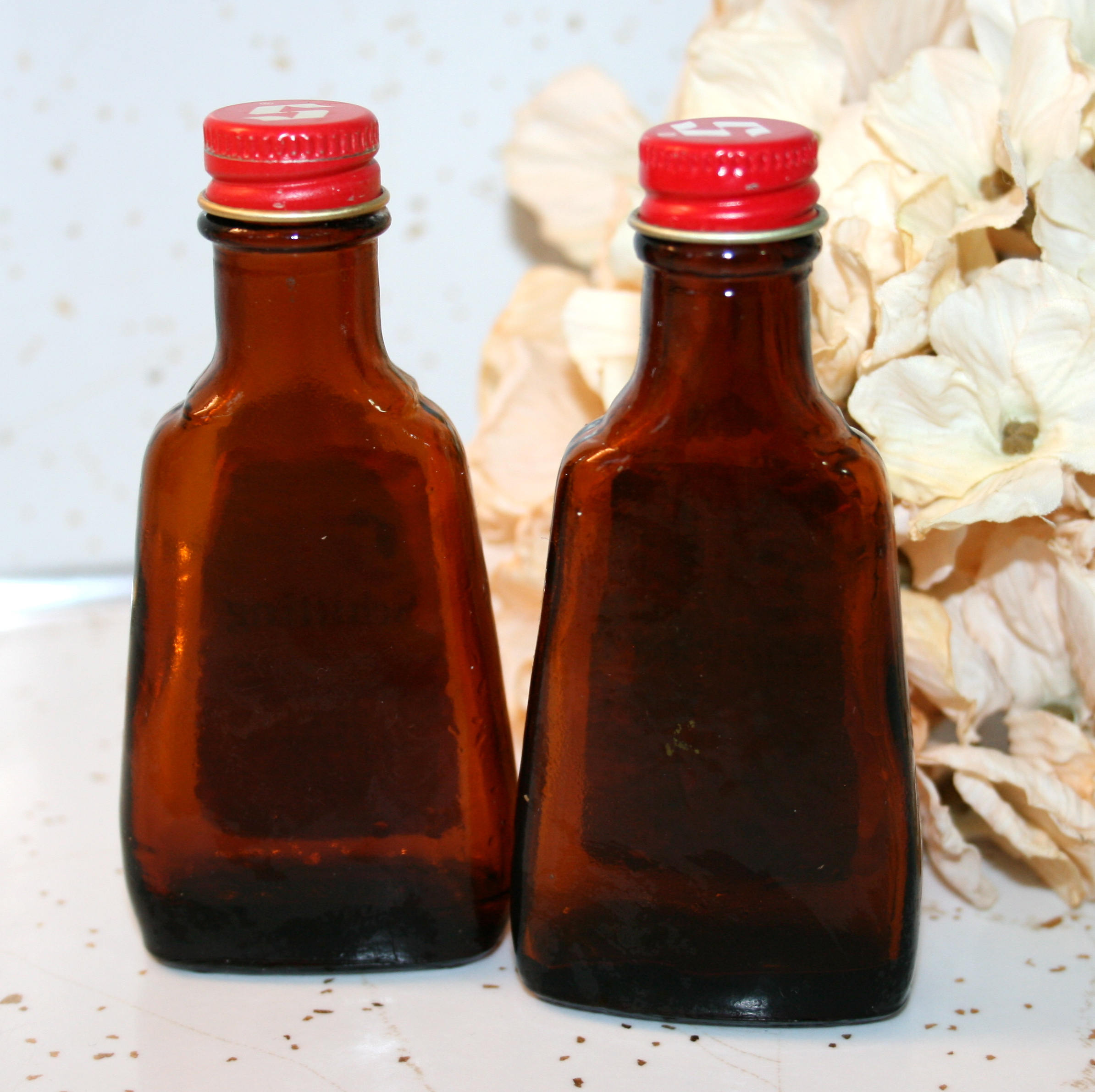 Schilling Extract, Mint and Peppermint, Vintage Schilling Brown Glass