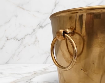 Cubitera de latón vintage – Enfriador de vino de oro martillado – Elegante cubitera para champán – Decoración rústica para bar – Detalle decorativo de estilo marroquí para el hogar