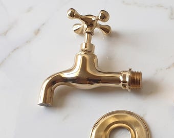Vintage Brass Faucet – Antique Style Wall Mounted Tap – Luxury Bathroom / Kitchen Sink Faucet – Classic Gold Finish