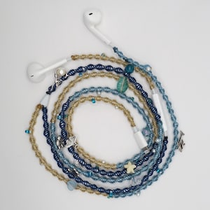 Auriculares envueltos – “Mako Mermaids” - Auriculares hechos a mano con cuentas Lightning Apple/iOS