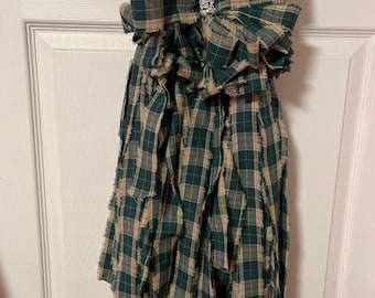 Green plaid, just a conventional starter.