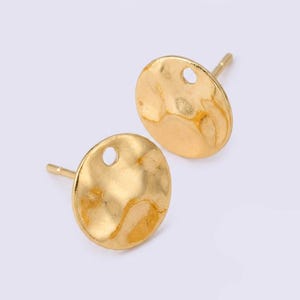 30 Pairs Gold Oval Stud Posts With Waterproof, 8mm Hammered Disc Earring Findings with Loop for DIY Pearl Drop Earrings