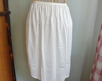 Vanity Fair White Half Slip with Slit, Size Medium,  22 inch Long Vintage Nylon Slip