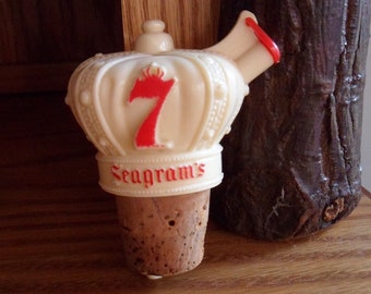Seagrams 7 Crown Liquor Bottle Pourer, Vintage Whiskey Bottle Pour Spout, Plastic Bottle Cork Dispenser