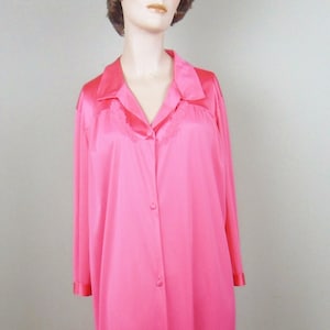 Vanity Fair Hot Pink Nylon Robe, Bright Pink Sheer Button Down Robe w/ Flower Appliques Covered Buttons, Size L, Vintage Rockabilly Lingerie