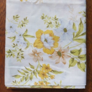 Bibb Floral Pillowcase, King Size Yellow Flower Muslin Pillowcase, Vintage Bedding