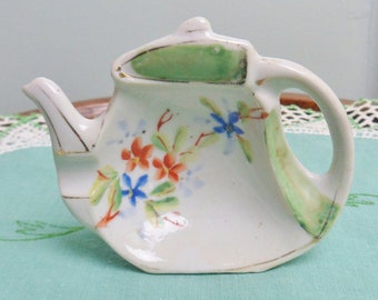 Hand Painted Teapot Ashtray, Small Vintage Japan Ashtray, Will Lay Flat or Stand Upright