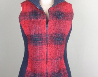 Red Plaid Fleece Zipper Vest, Size Small, Vintage Red and Black Fleece Vest