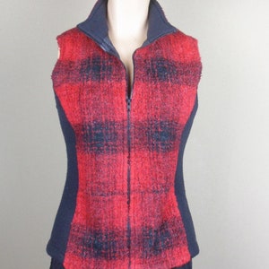 Red Plaid Fleece Zipper Vest, Size Small, Vintage Red and Black Fleece Vest