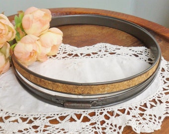 Metal Embroidery Hoop, 6 inch Round Hoop with Spring Tension and Cork Lining, Vintage Needlecraft Hoop