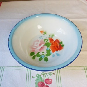 Rose Farm Bowl, Butterfly Brand Enameled All Purpose Bowl With