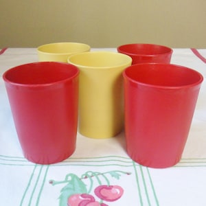 Five Small Tupperware Tumblers, Vintage Plastic Kids Juice Cups 6oz