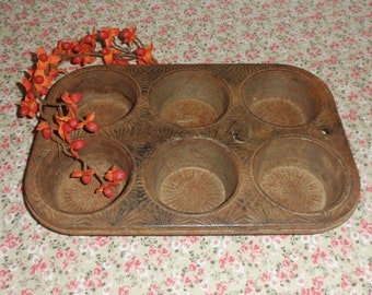 Rusty Muffin Pan, Six Cup Ekco Ovenex N-60-06 Tin Baking Pan, Primitive Starburst Farm Cupcake Pan, Vintage Distressed Bakeware
