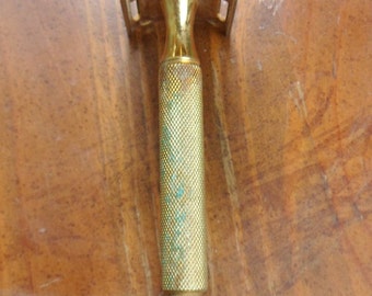 アンティーク　ジレット　カミソリ 1920年1月13日 真鍮製 第一次世界大戦のジレット安全カミソリ、真鍮、オープンコーム、両刃