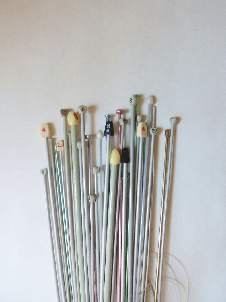 37 Assorted Knitting Needles Vintage Metal Knitting Needles Etsy