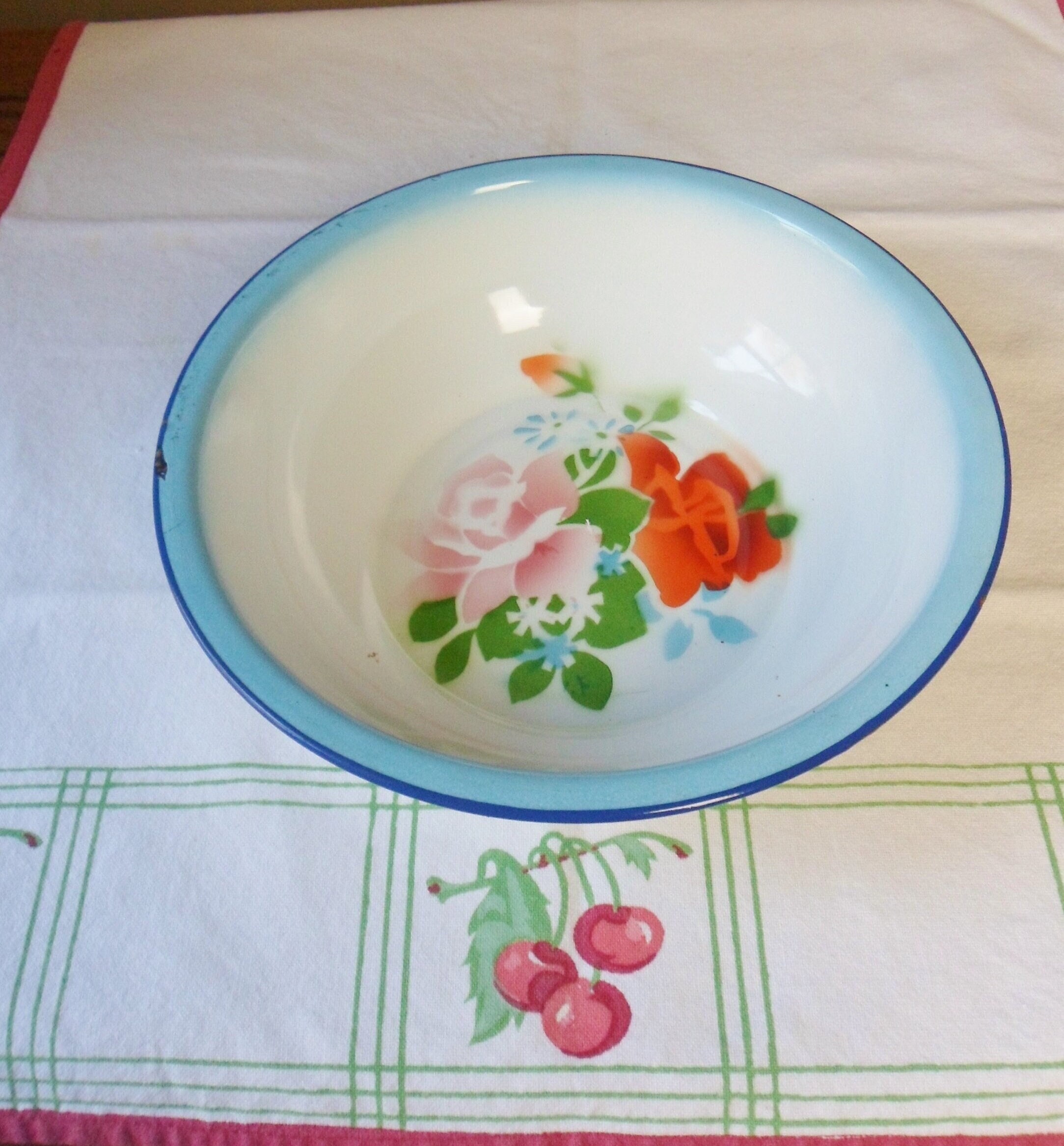 Rose Farm Bowl, Butterfly Brand Enameled All Purpose Bowl With