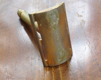 アンティーク　ジレット　カミソリ 1920年1月13日 真鍮製 第一次世界大戦のジレット安全カミソリ、真鍮、オープンコーム、両刃