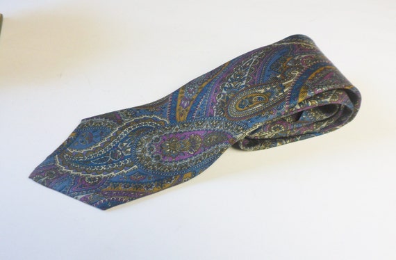 Sheaf and Caber NeckTie, Multi Colored Paisley Ti… - image 3