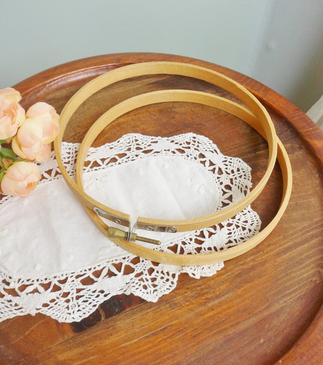 Wooden Embroidery Hoop, 6 Inch Hoop With Thumb Screw Tension