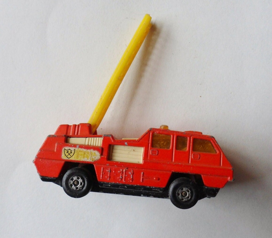 Matchbox Superfast Blaze Buster Fire Truck No 22, Vintage Toy