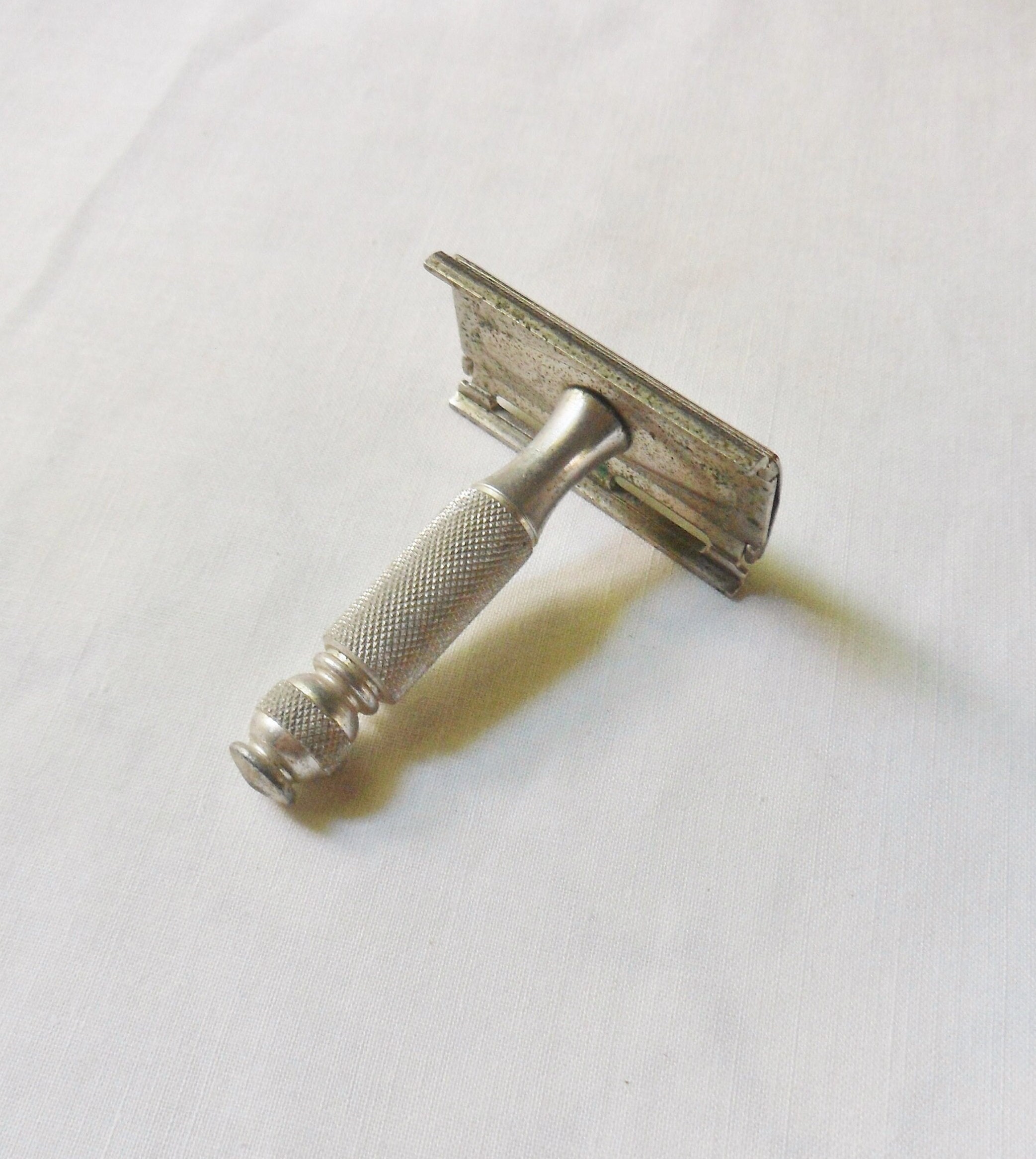 【おまけ付！】ビンテージ　RAZOR EDGE 2 おまけ付！】ビンテージ RAZOR EDGE 2 Vintage Double Edge Safety