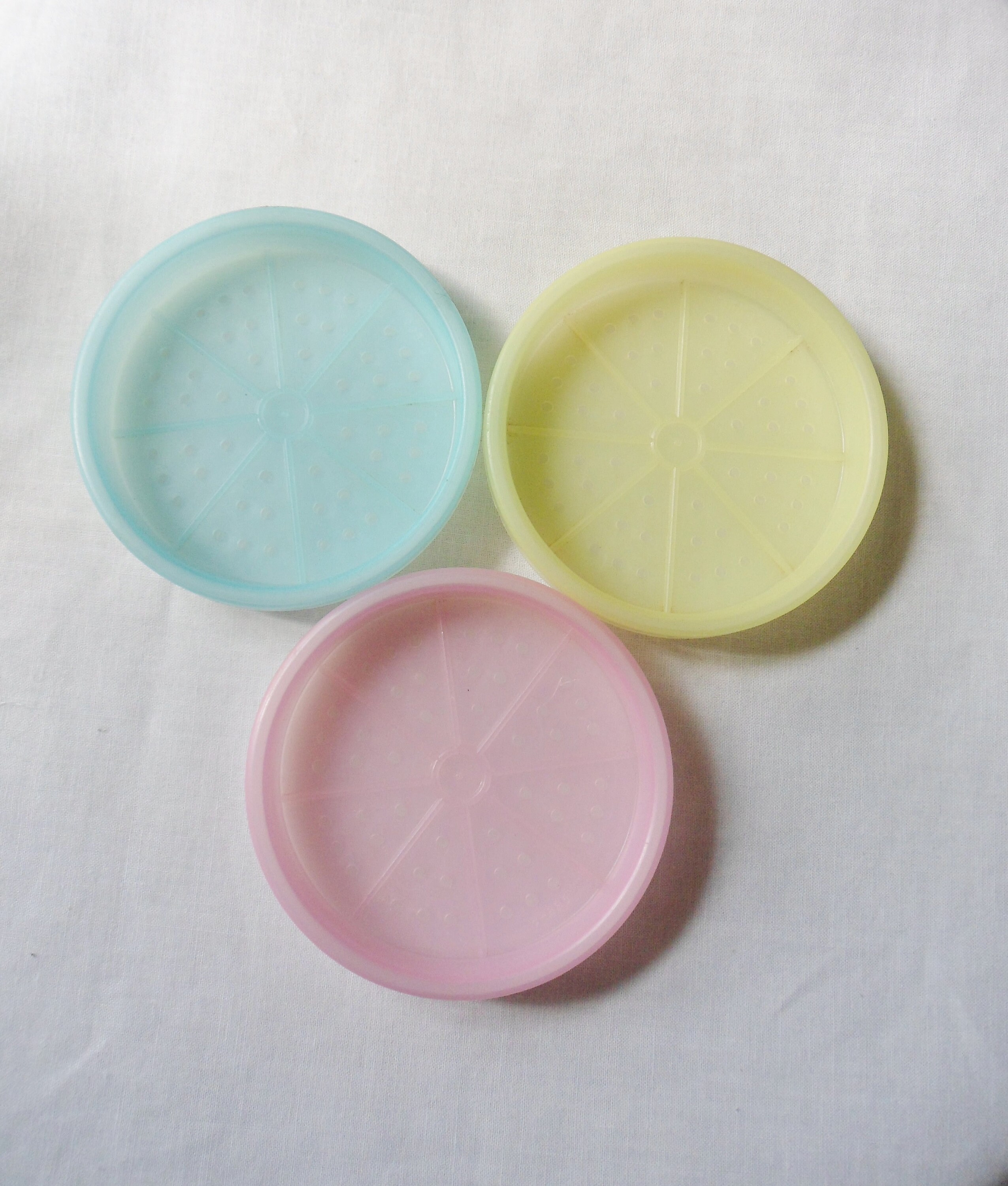 Set of Three Tupperware Coasters Two Part Wagon Wheel Etsy UK