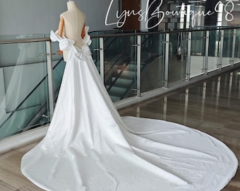 Minimalist Ivory Satin Bridal Cape with Train, Sheer Wedding Shawl,Delicate Satin Bow Wrap with Long Train,Wedding Accessory for Gown