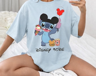 Stitch con globo de Mickey Modo Disney png, Disney Lilo y Stitch Modo Vacaciones png, Viaje a Disneyland png, Disney Modo Vacaciones png