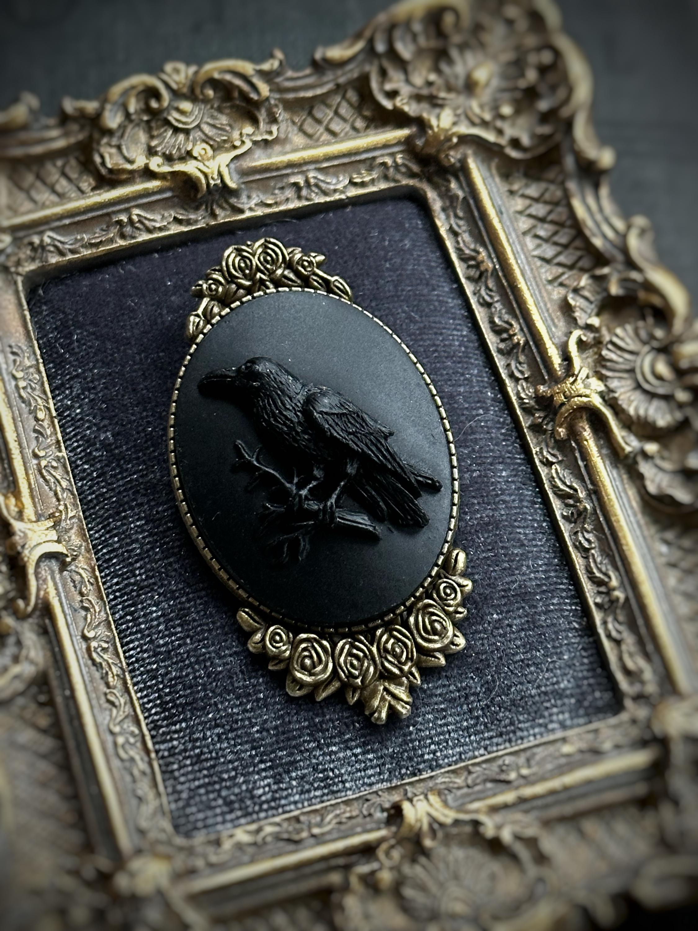 Gothic Raven Brooch - Victorian Vintage Antique Style Cameo Brooch With ...